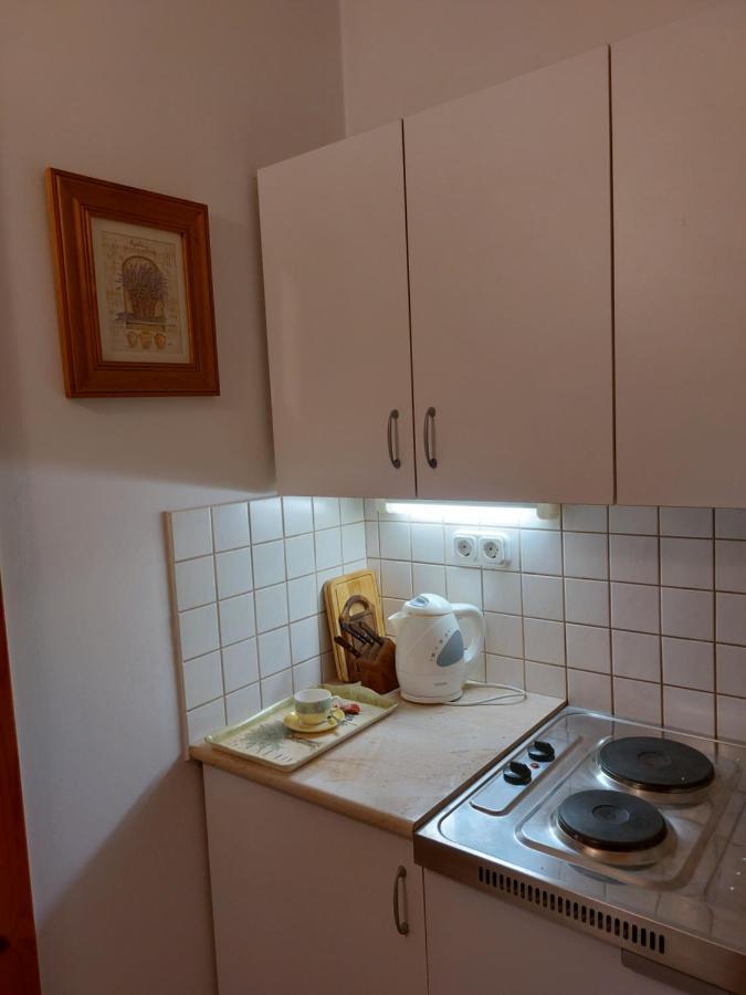 Toelgyes Apartment ไฮจ์ดุสโซบอสโล ภายนอก รูปภาพ